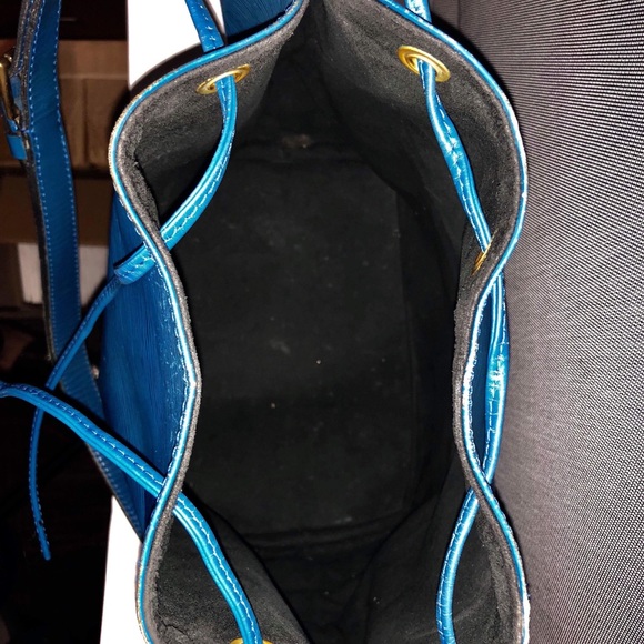 Additional photos of Louis Vuitton Epi noe GM - Picture 6 of 8